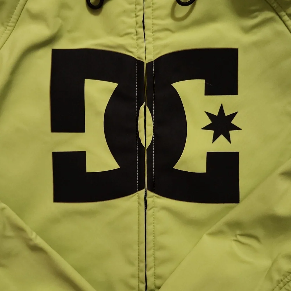 DC Snowboarding Shell Jacket - Picture 2 of 6